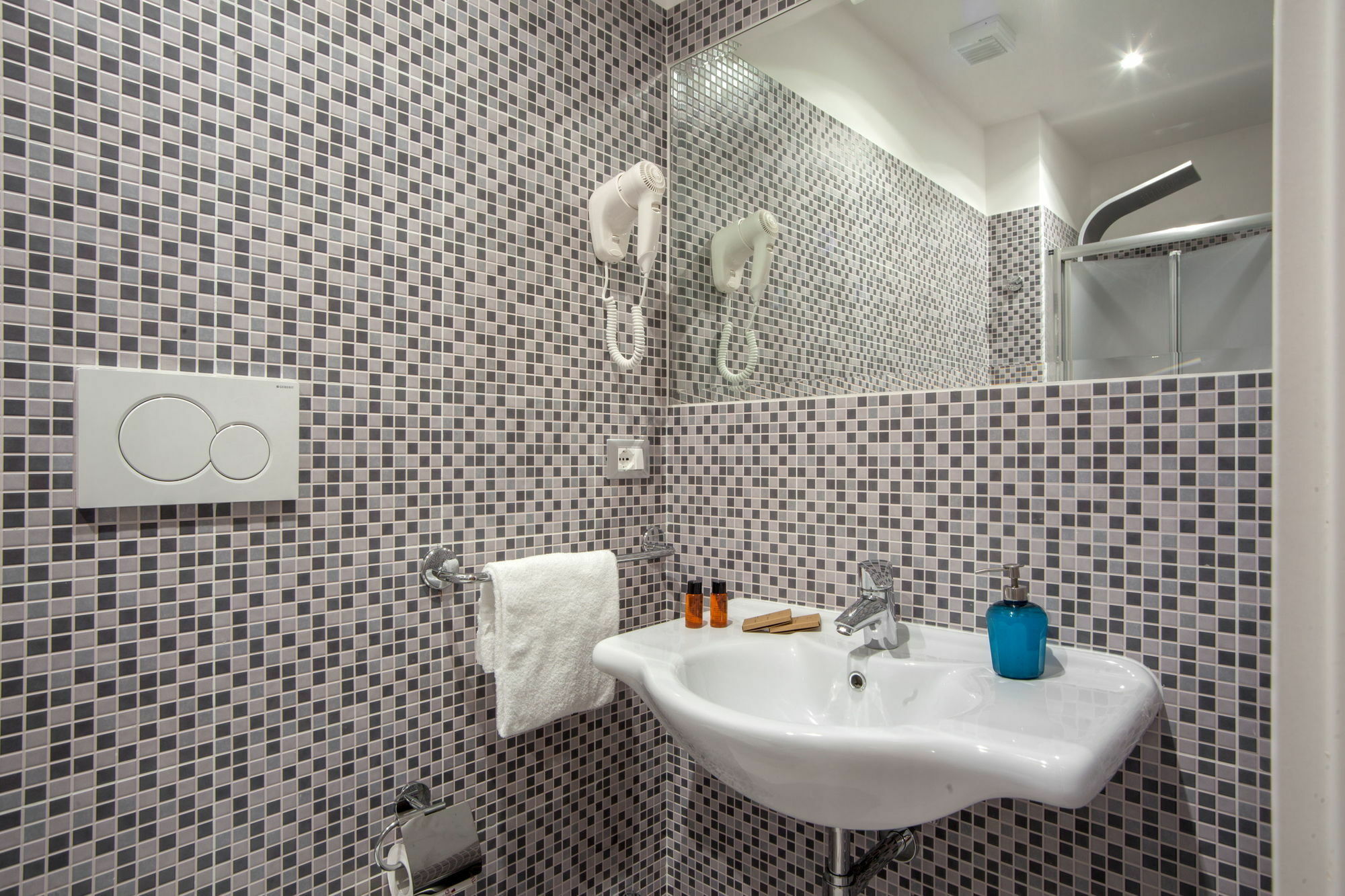 Gasthof Frattina Grand Suite Guesthouse 3*